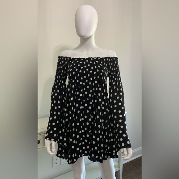 VICI BLACK & WHITE POLKA DOT ON/OFF SHOULDER TUNIC TOP - SIZE SMALL - SUPER CUTE - Picture 5 of 6